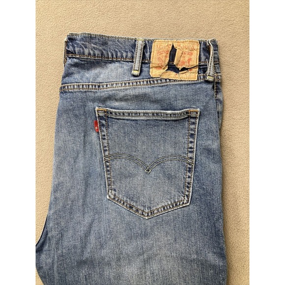 Lot of 2 Levi 514 Jeans Mens Size 42x30 Straight Fit Medium Wash - Picture 3 of 16